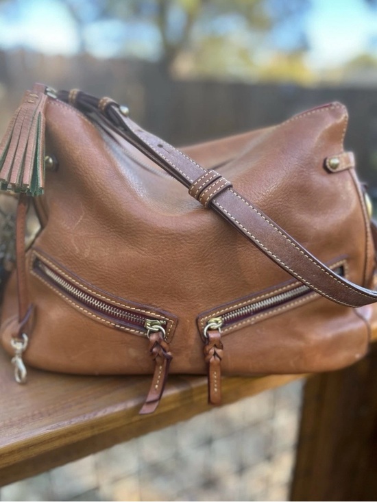 Dooney & Bourke Handbags - Dooney & Bourke Florentine Large Leather Satchel